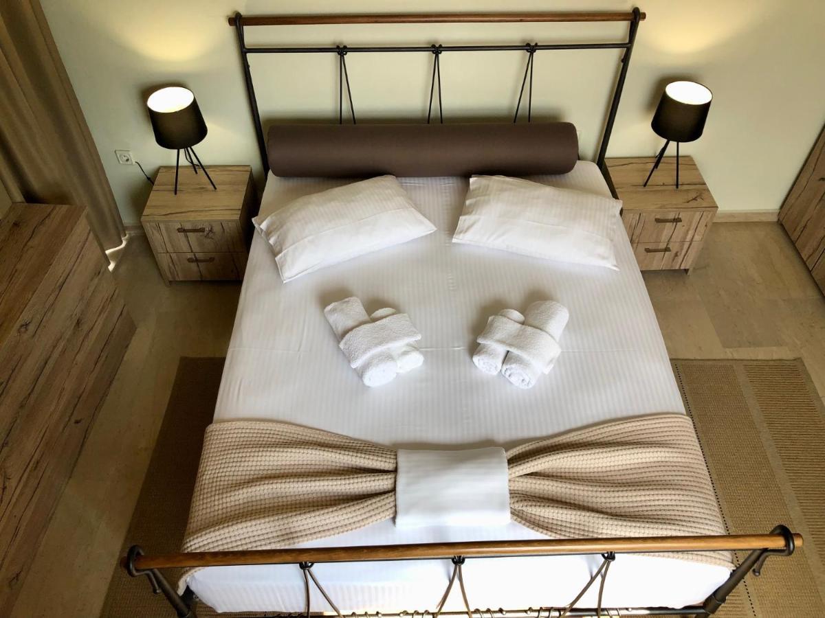 Loft Office House Apartment ดรามา ภายนอก รูปภาพ